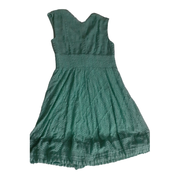 Rabbit Rabbit Rabbit Womens size 12 p Lined Turquoise Lace overlay vneck Dress - Picture 4 of 10